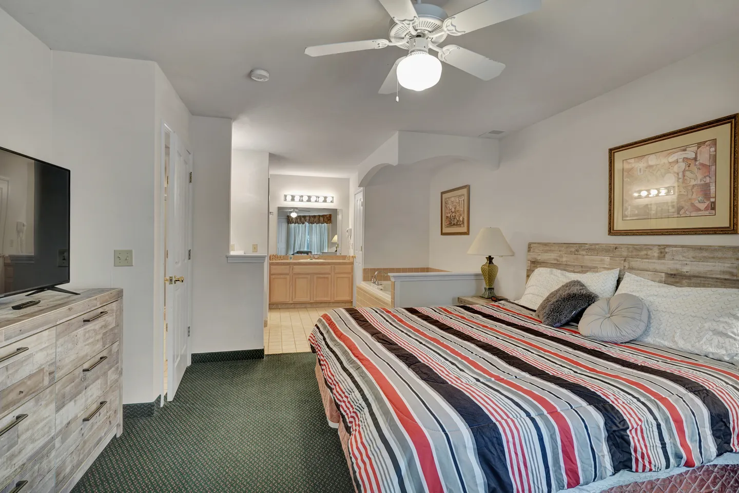 Home photo 16