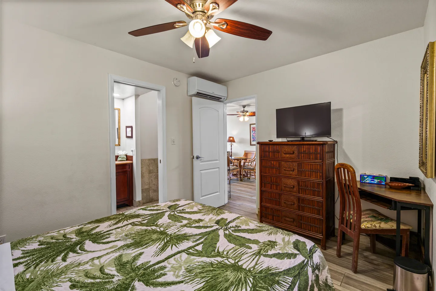 Home photo 12