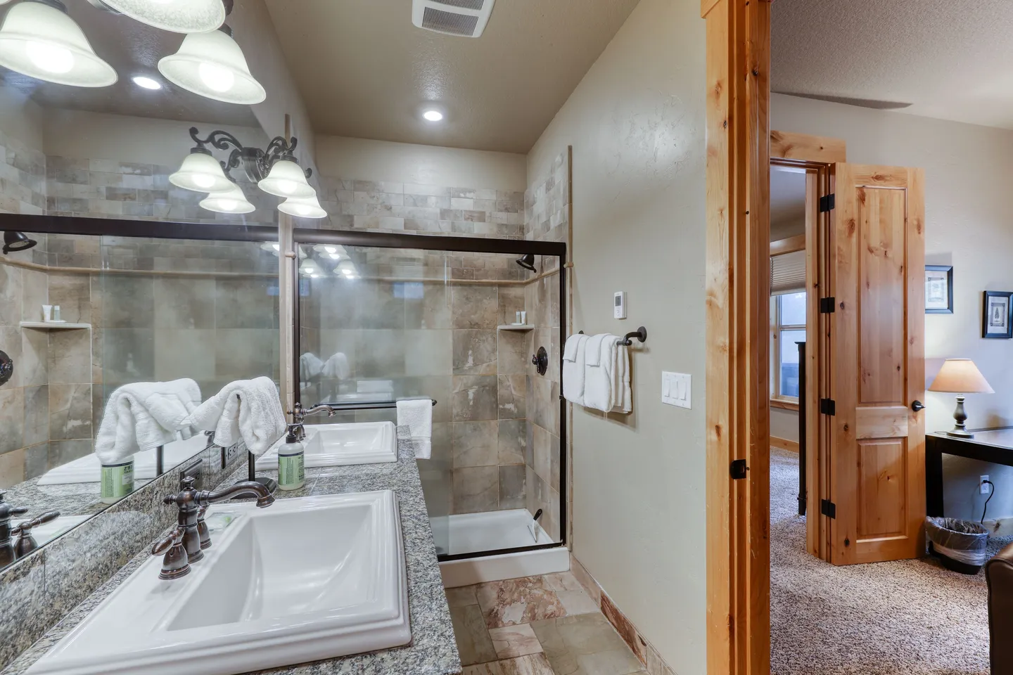 Home photo 21