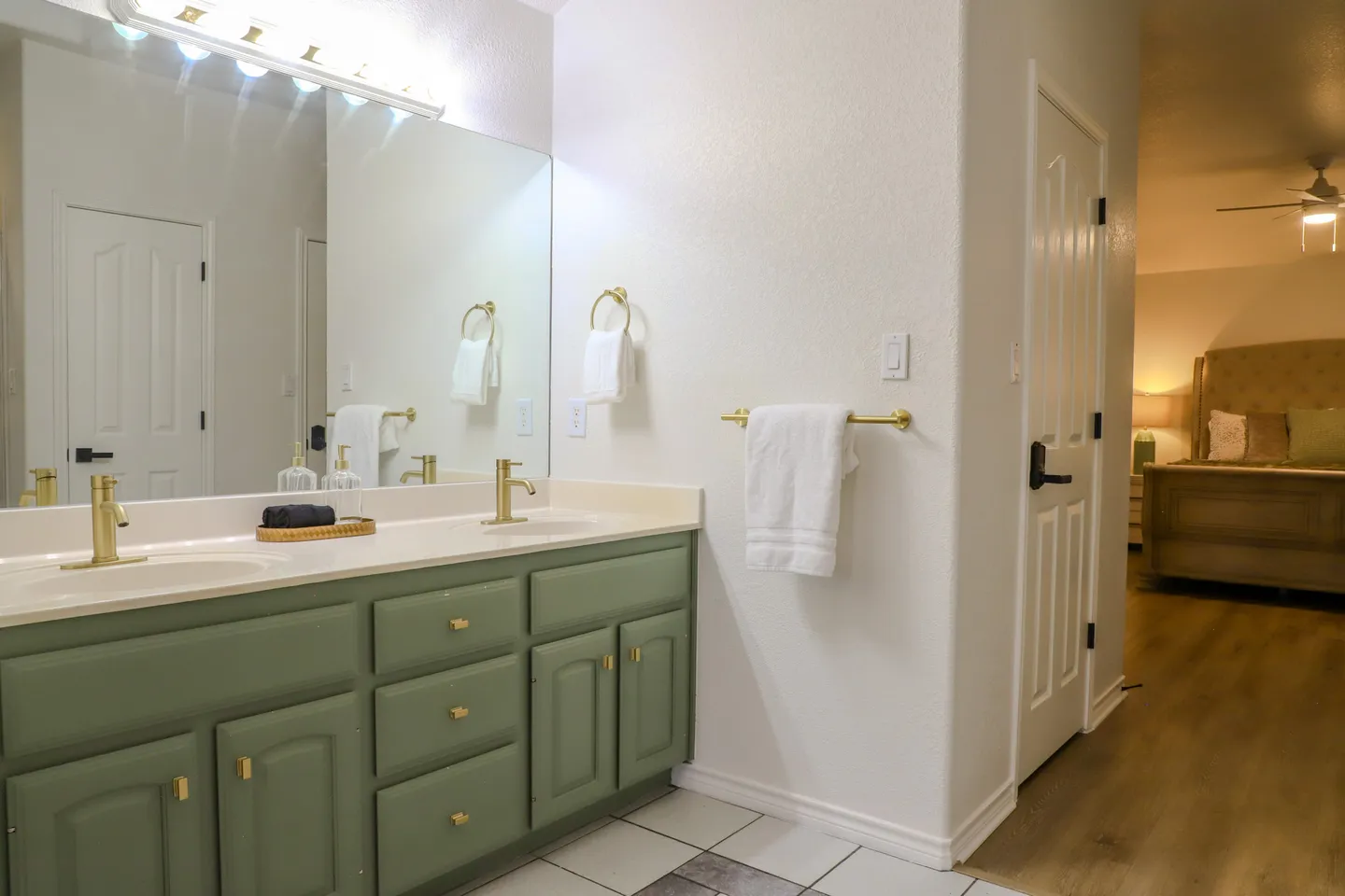 Home photo 16