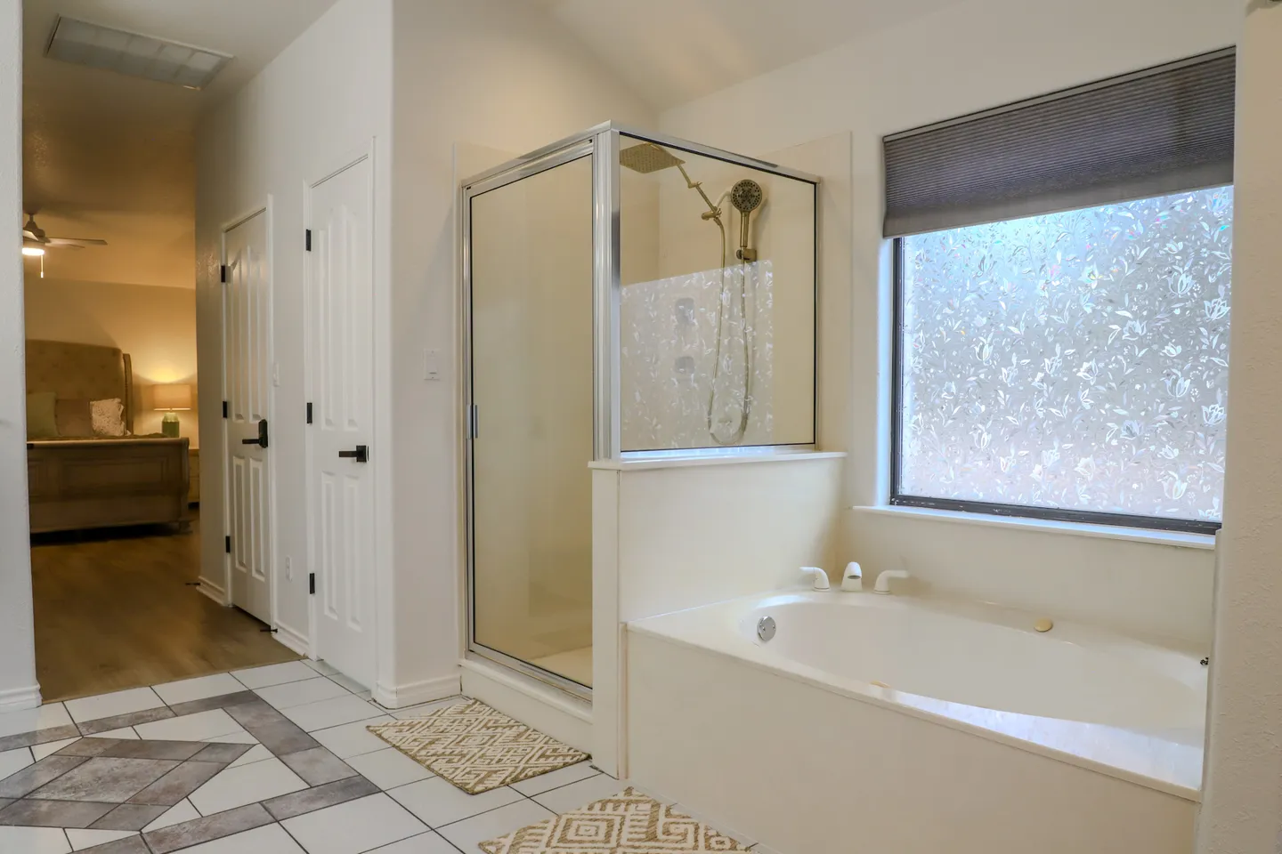 Home photo 17