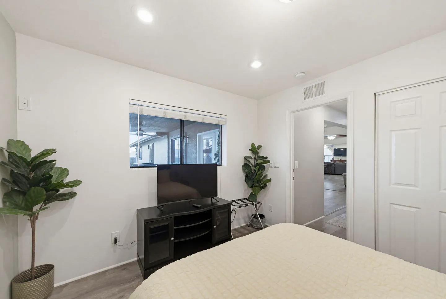Home photo 57
