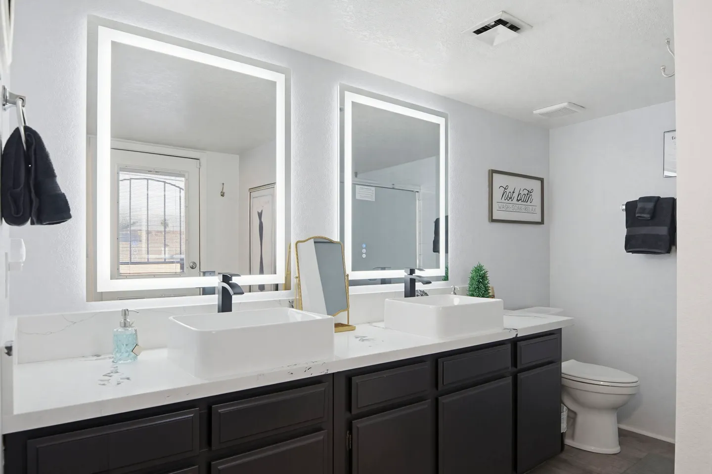 Home photo 71