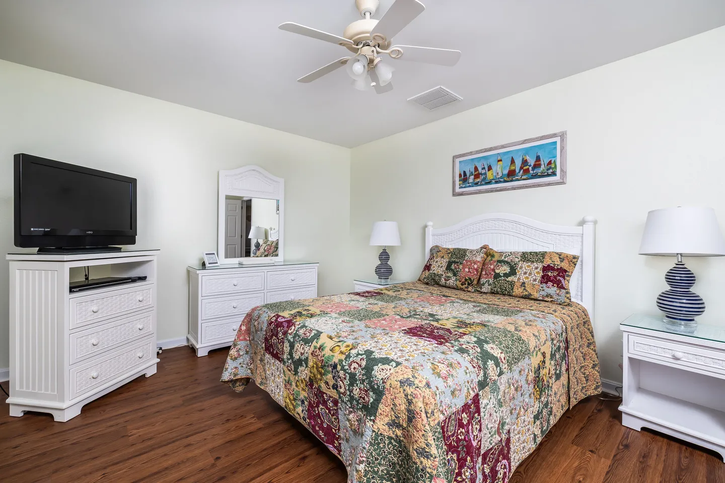 Home photo 19
