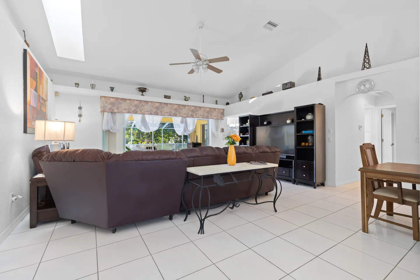 Home photo 17