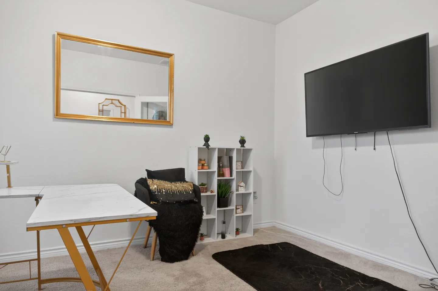 Home photo 22
