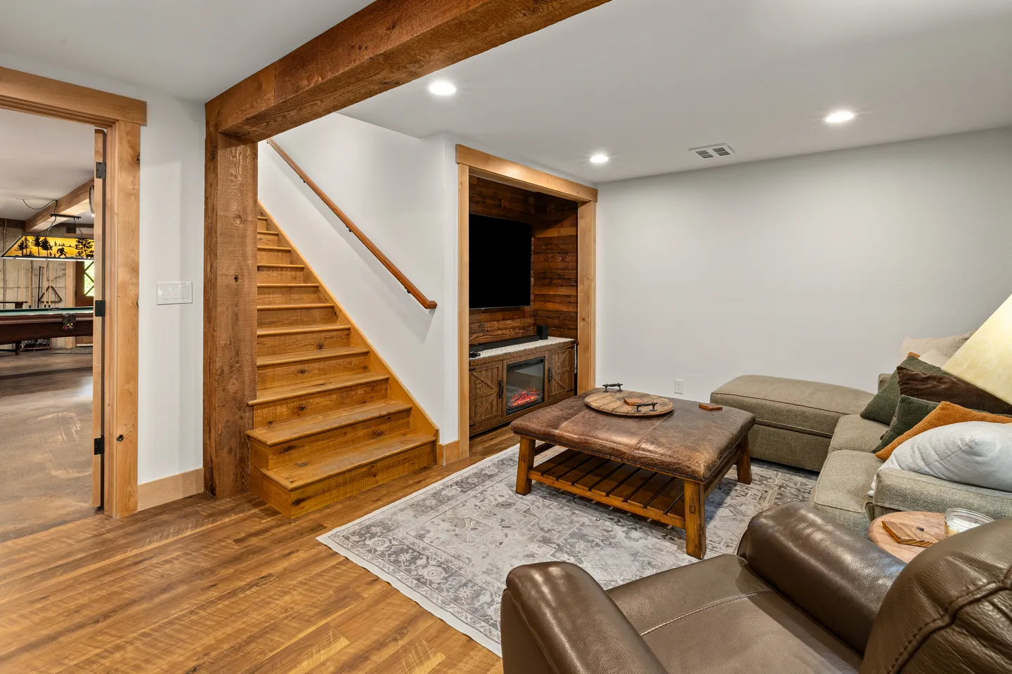 Home photo 100