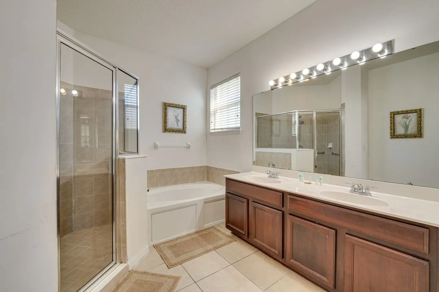 Home photo 19