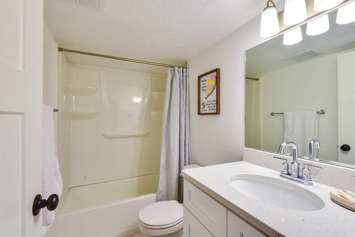 Home photo 17