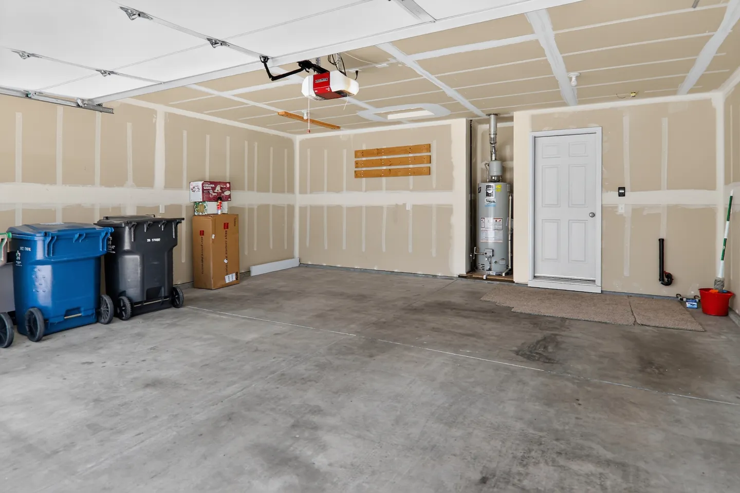 Home photo 28