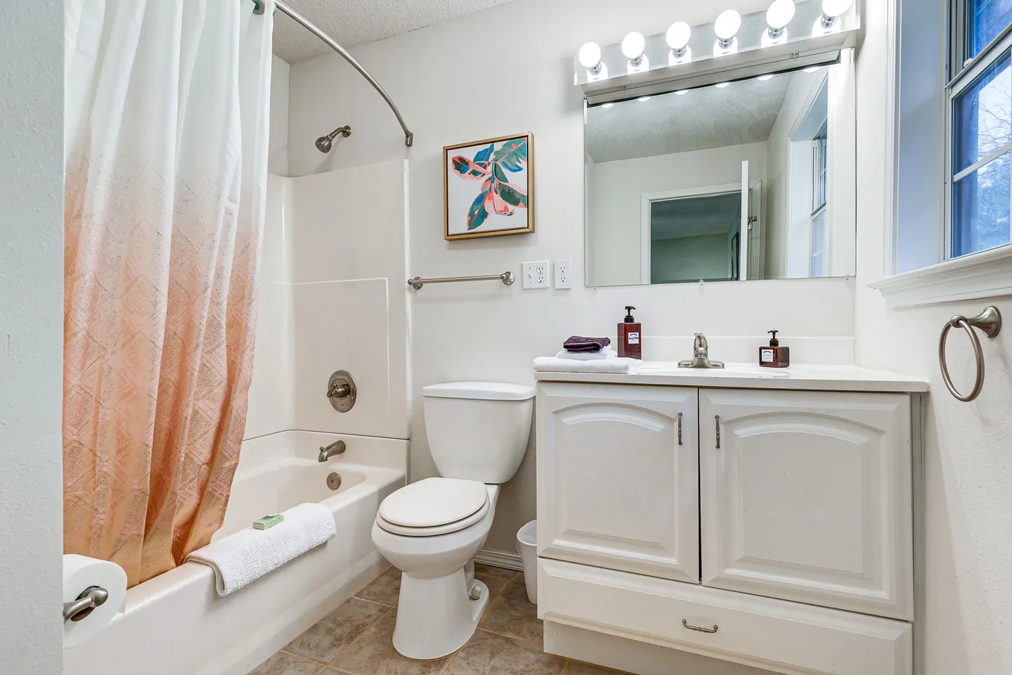 Home photo 16