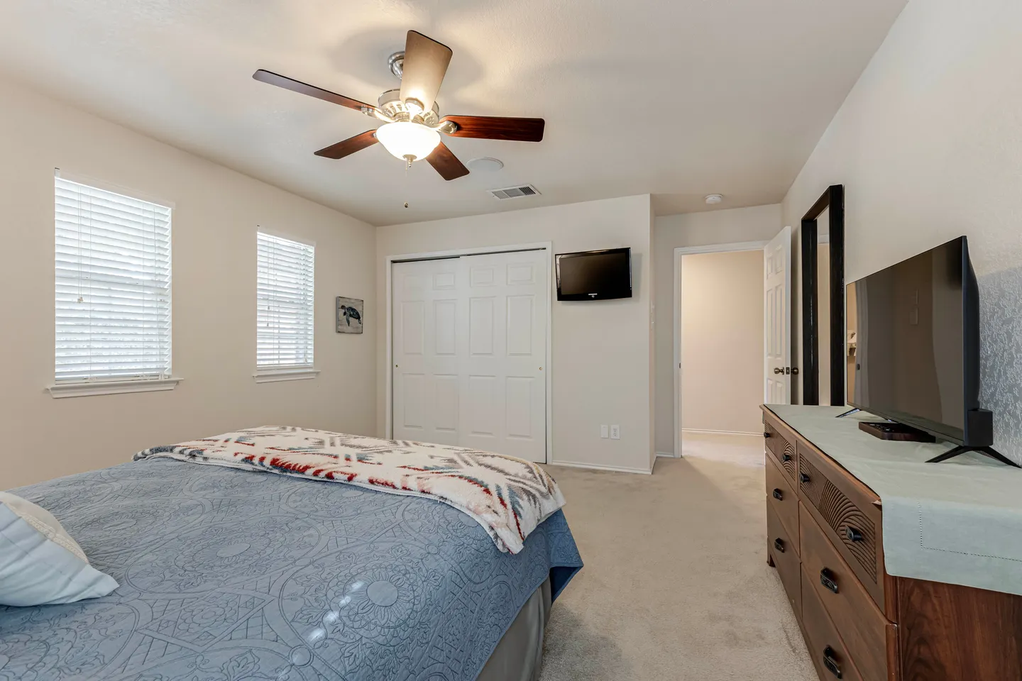 Home photo 28