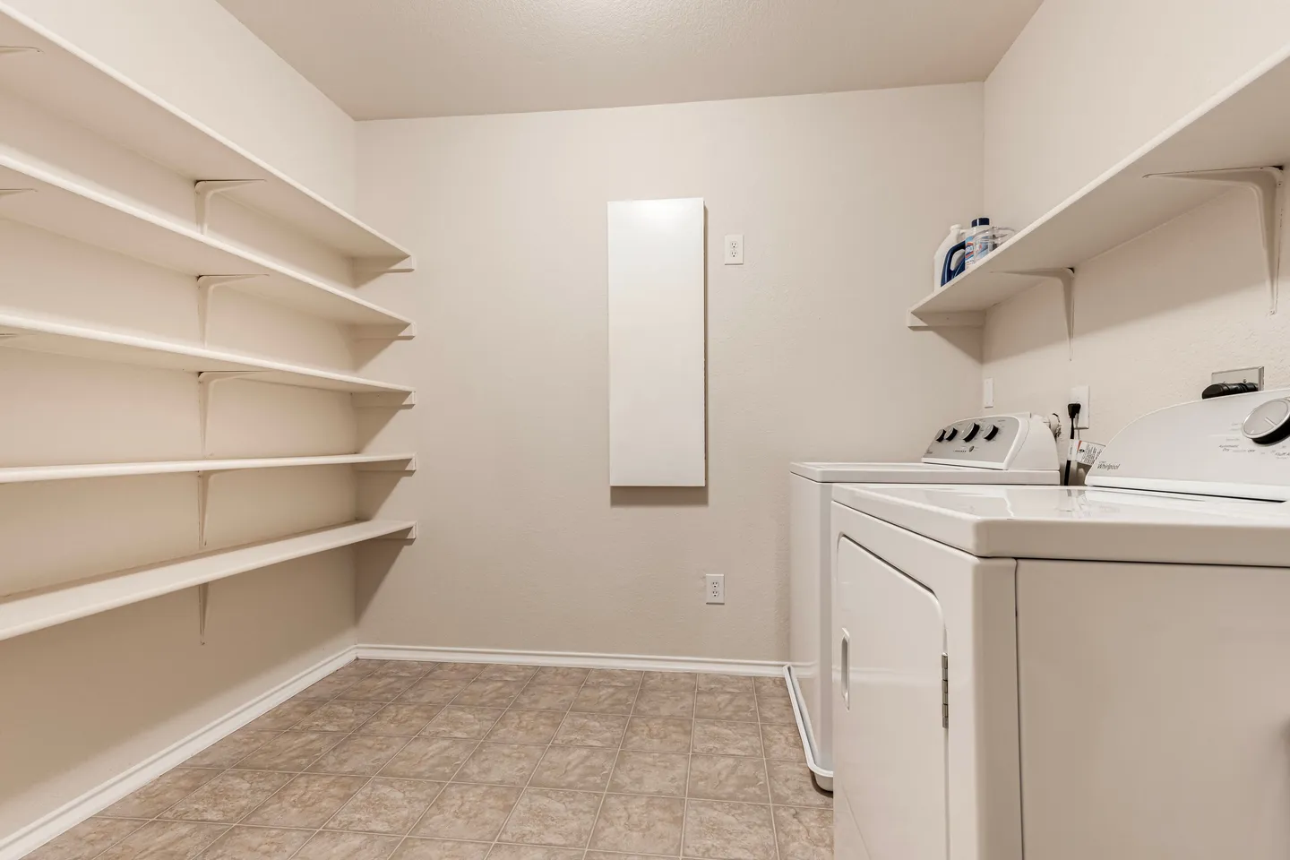Home photo 37