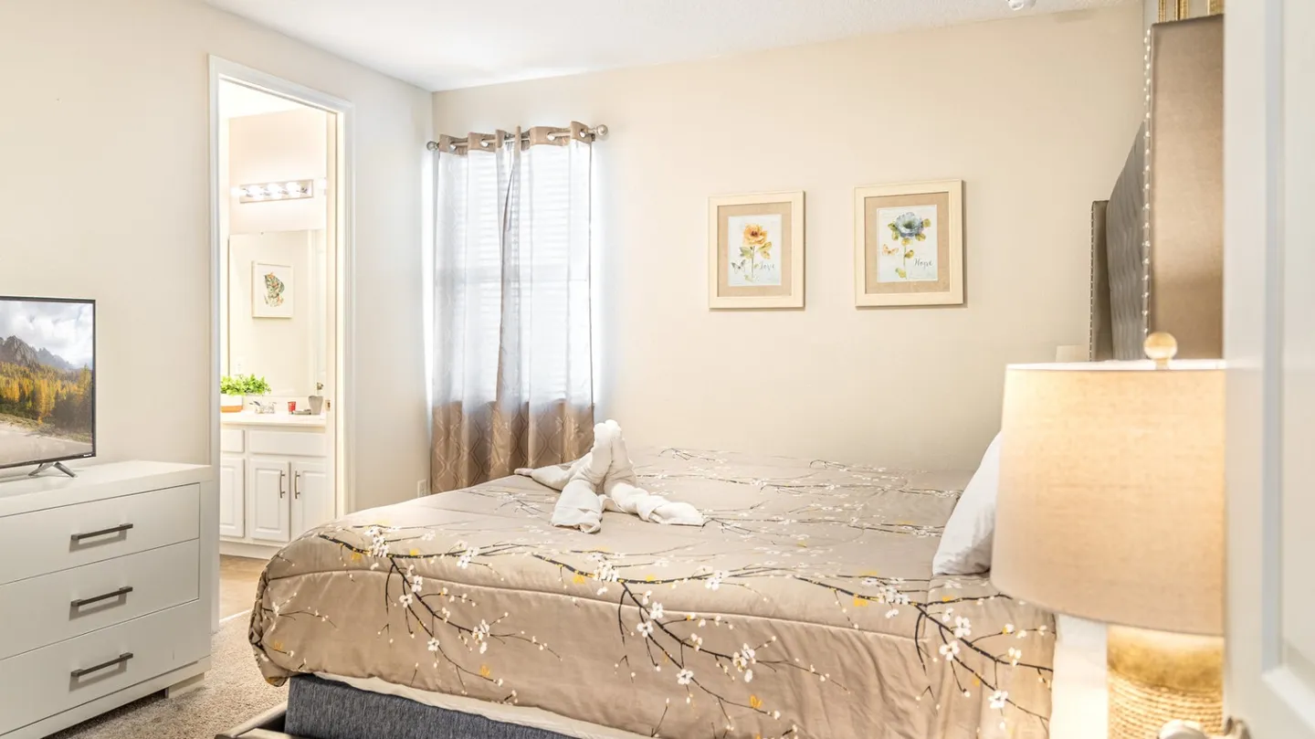 Home photo 17
