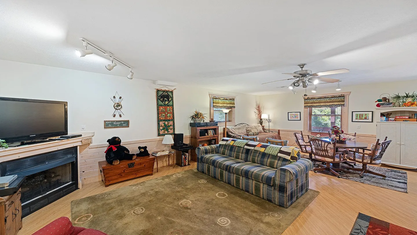 Home photo 21