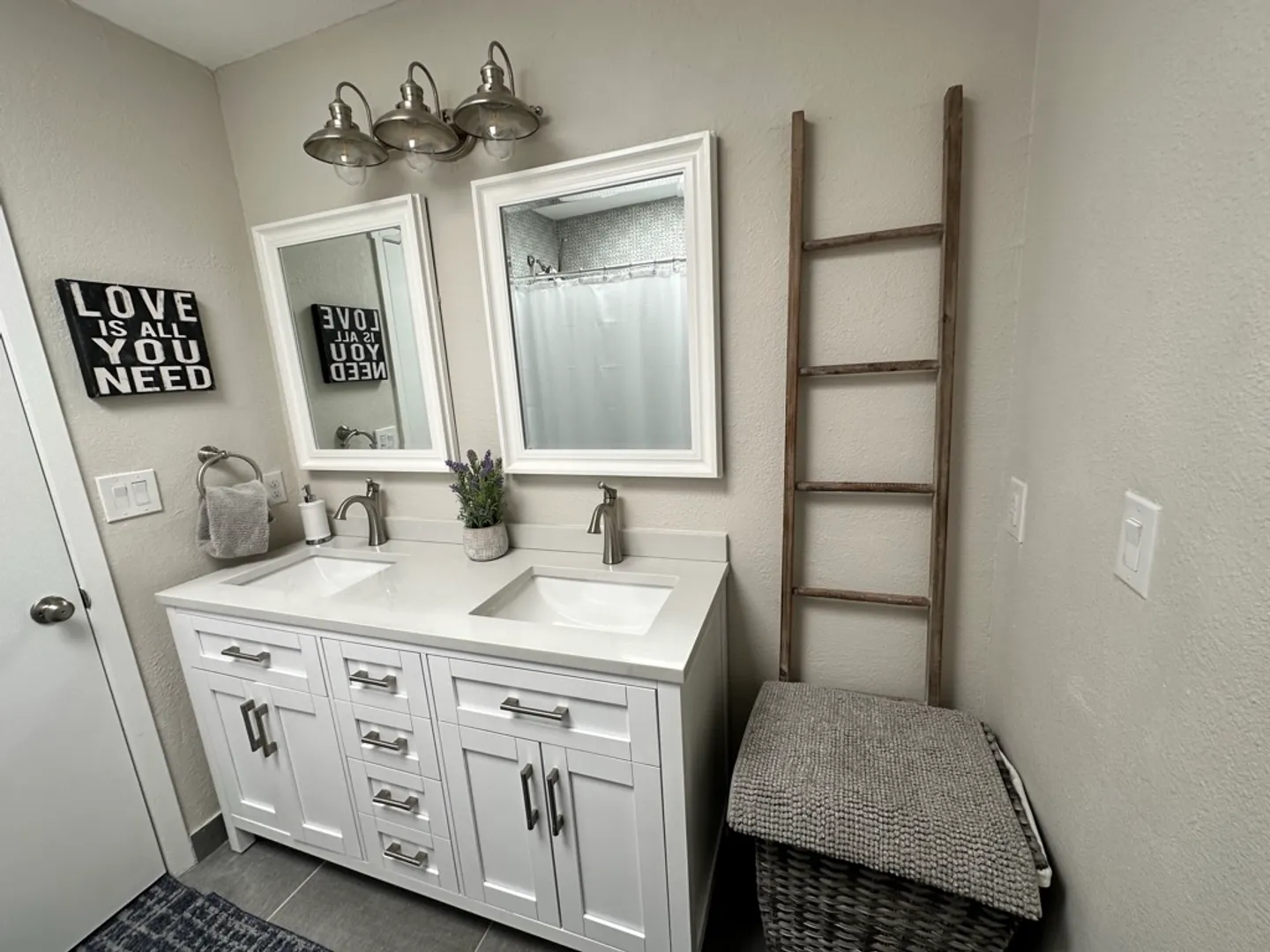 Home photo 23