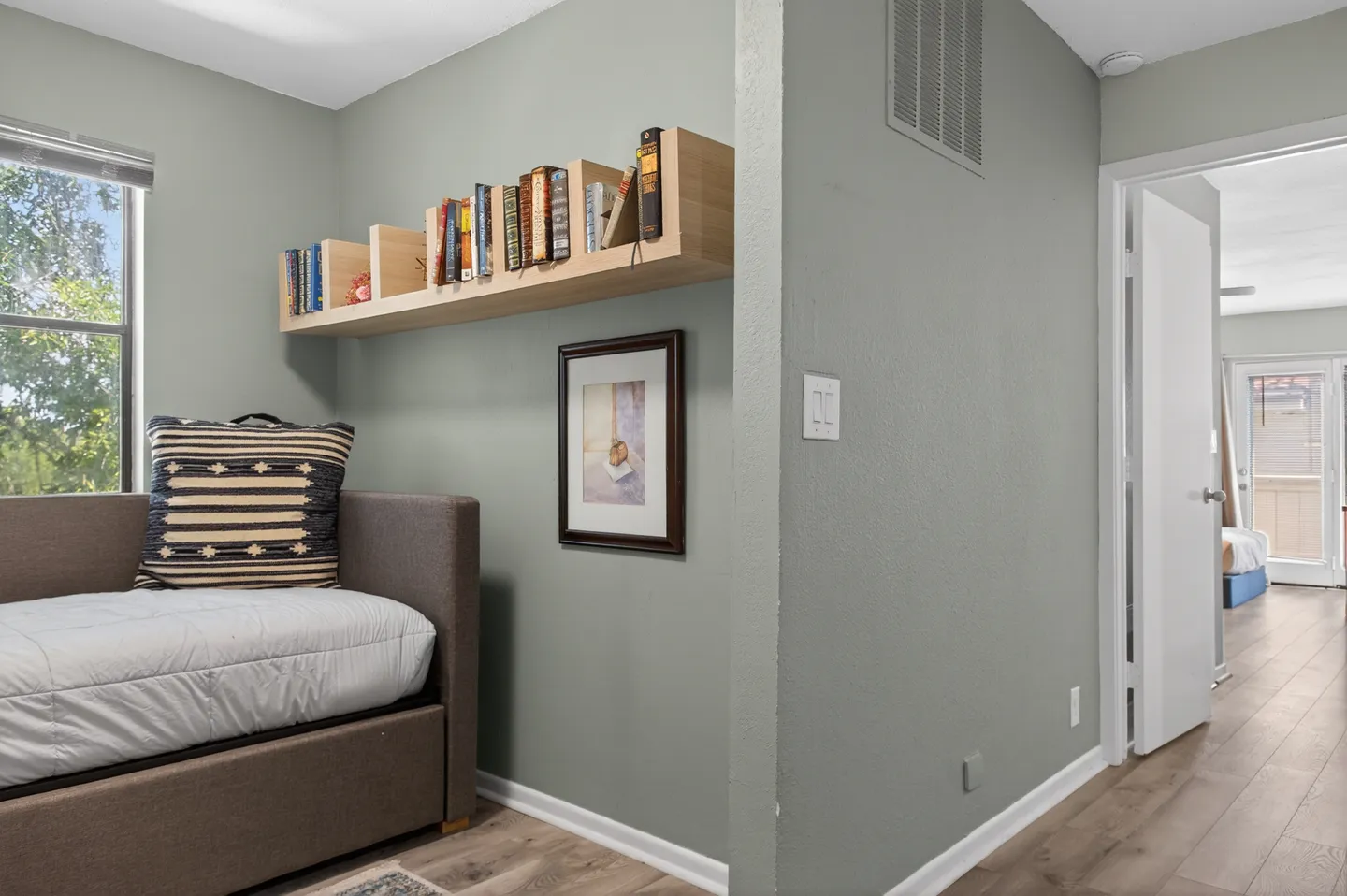 Home photo 14