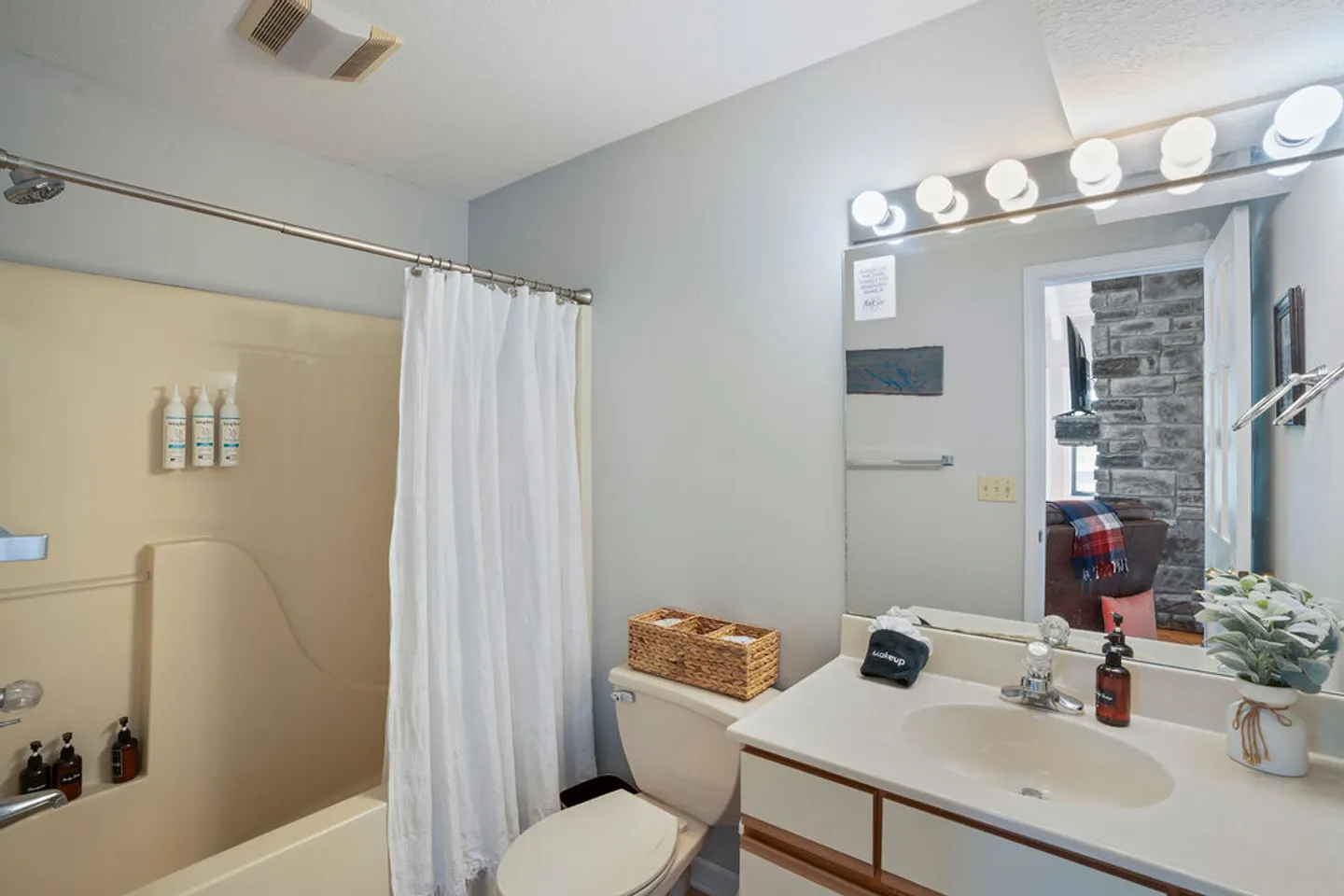 Home photo 20