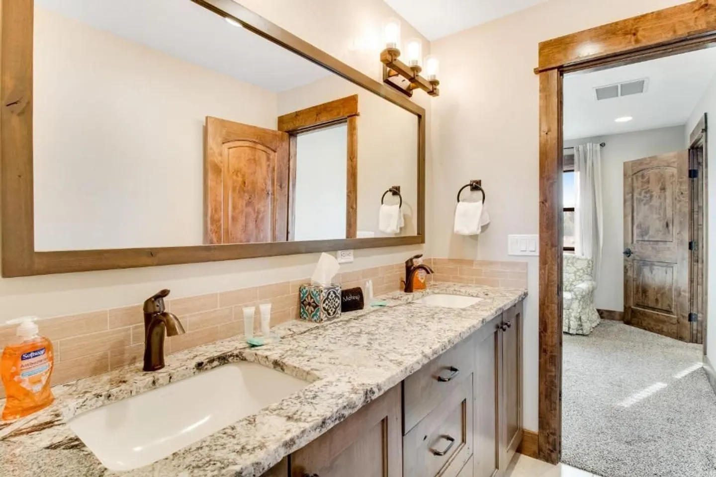 Home photo 17
