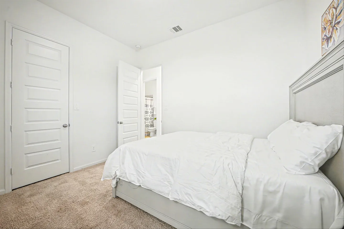 Home photo 17
