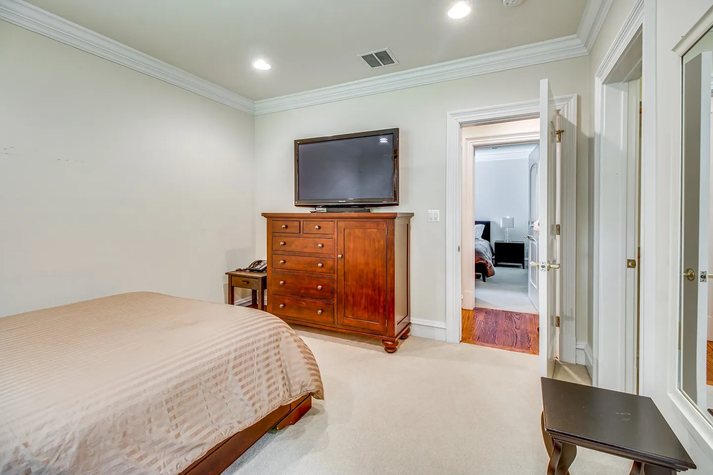 Home photo 23