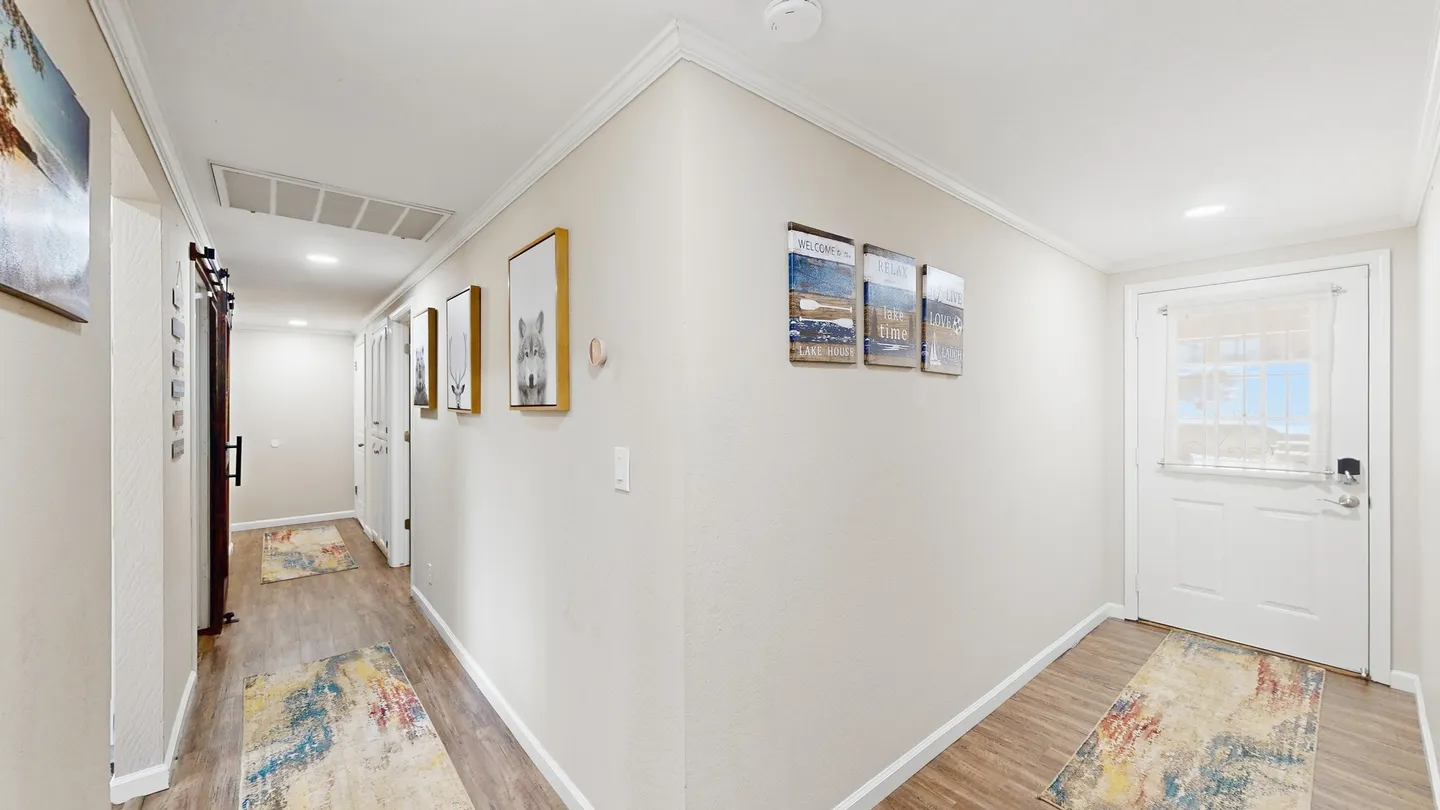 Home photo 17