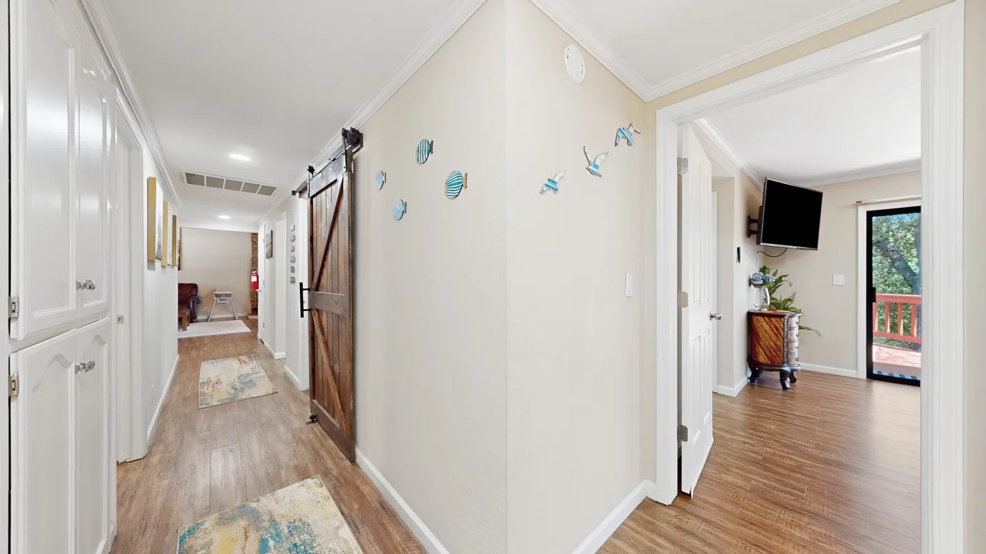 Home photo 19
