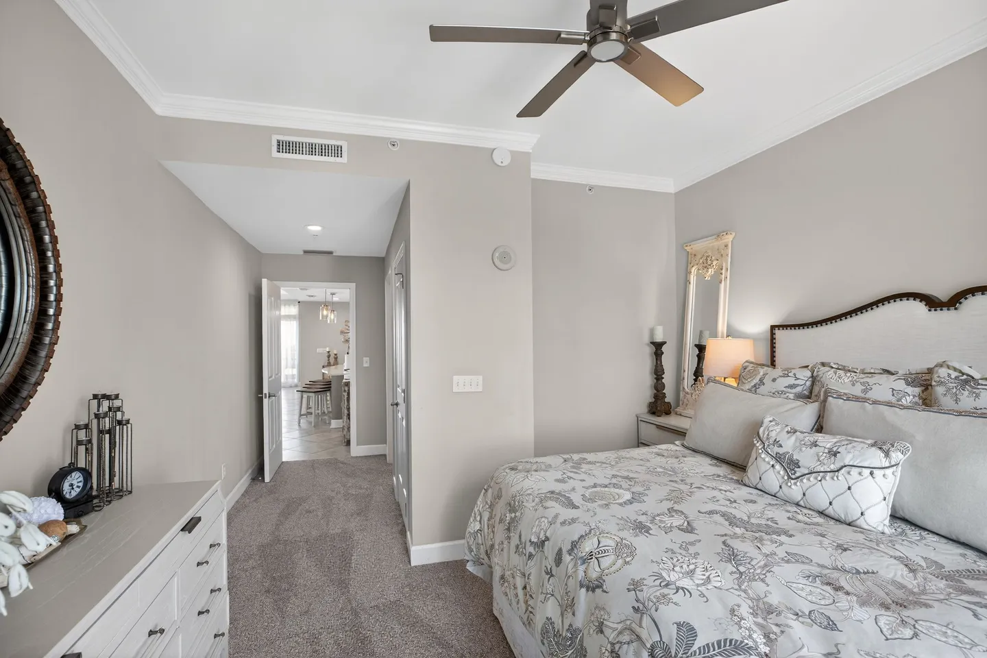 Home photo 22