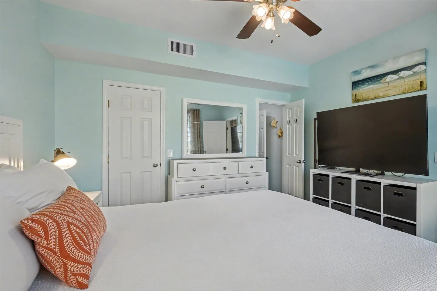 Home photo 19