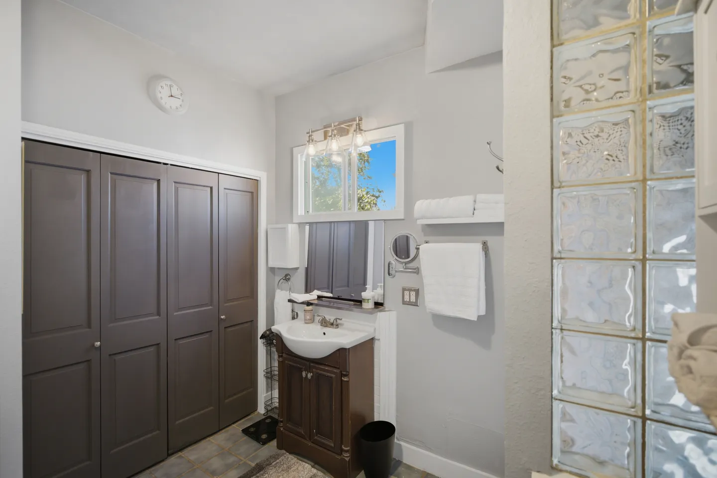 Home photo 21