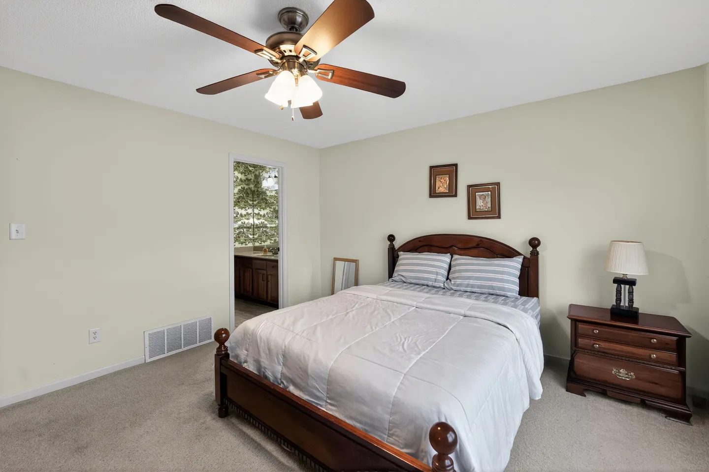 Home photo 16