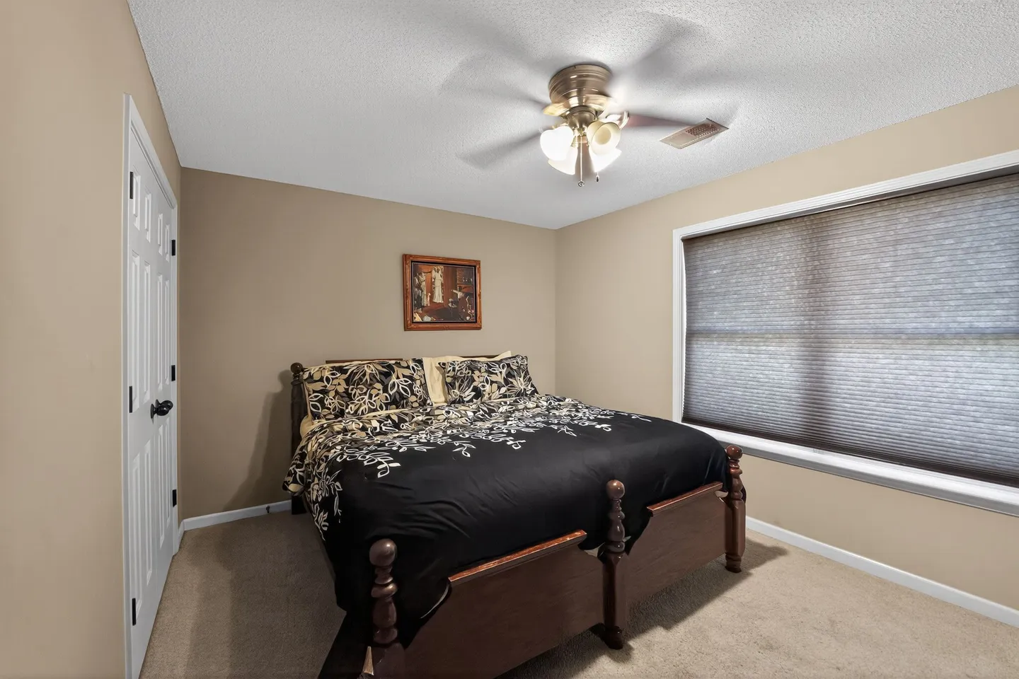 Home photo 19