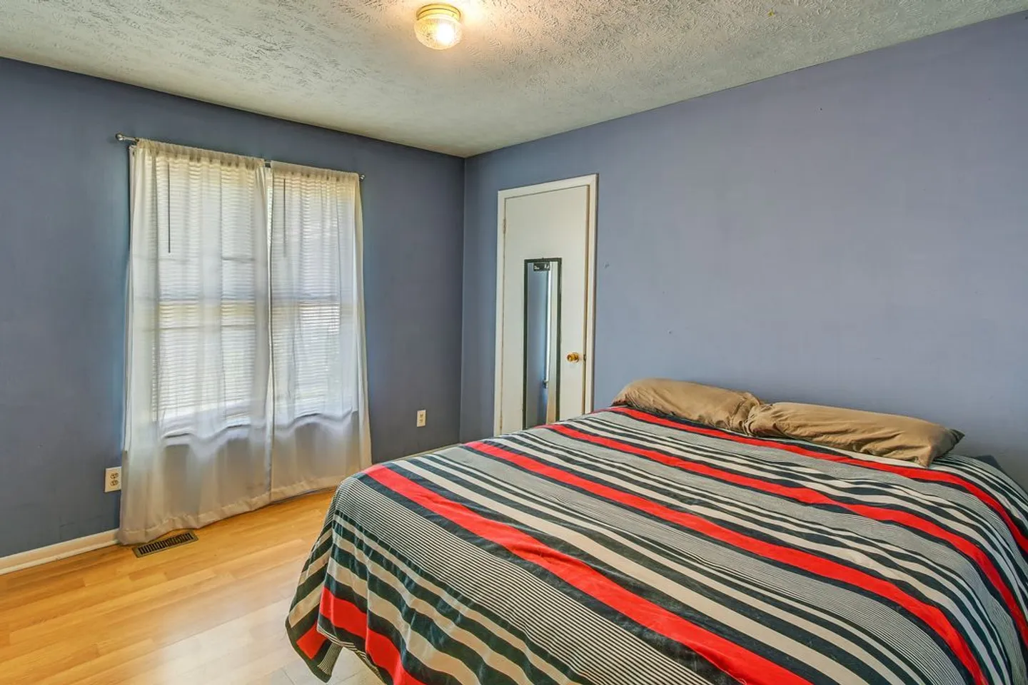 Home photo 12