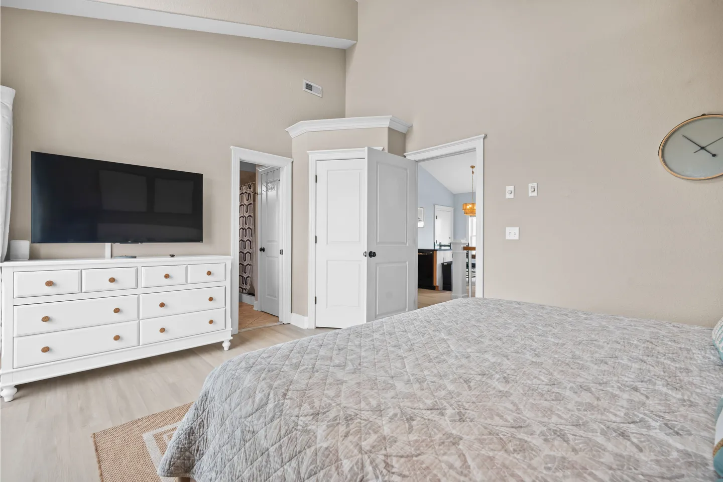 Home photo 38