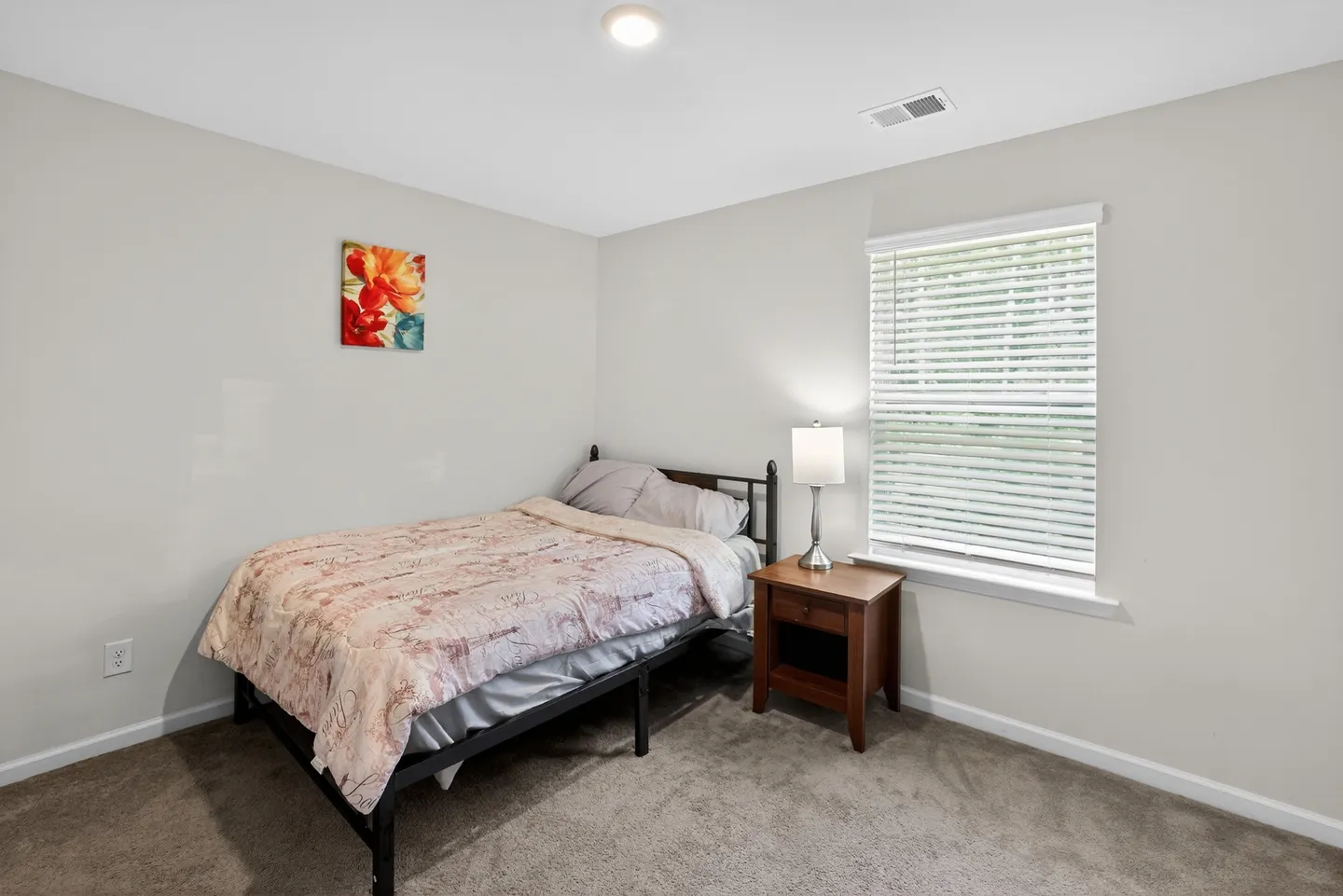 Home photo 17