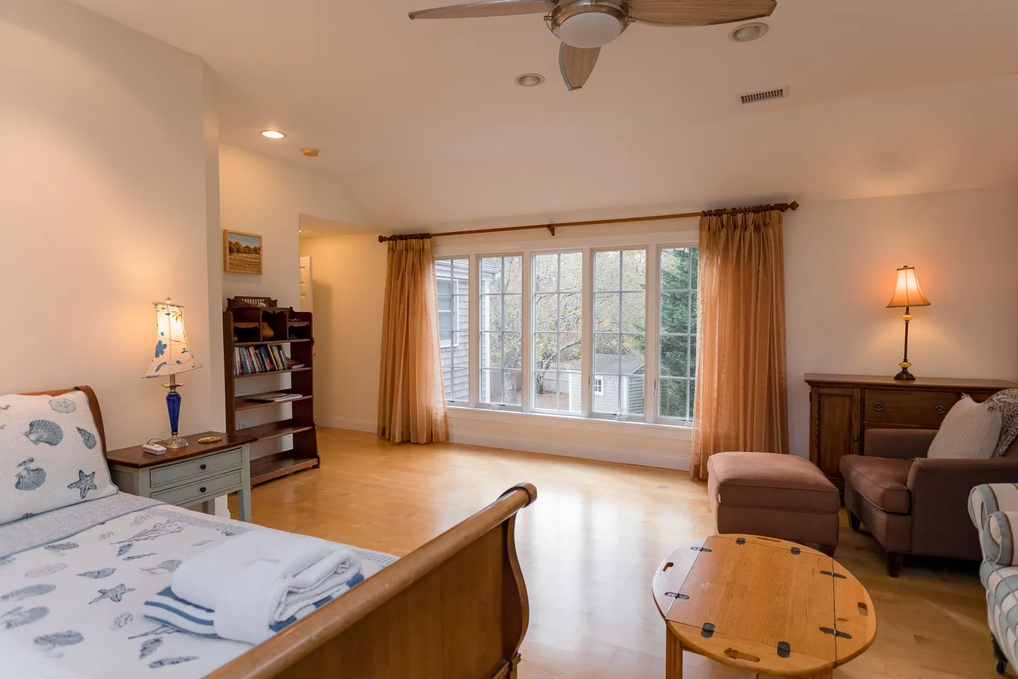 Home photo 19