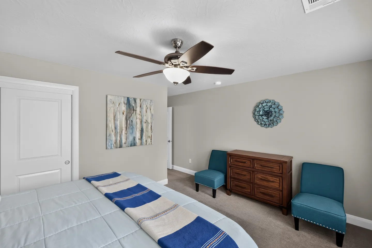 Home photo 17
