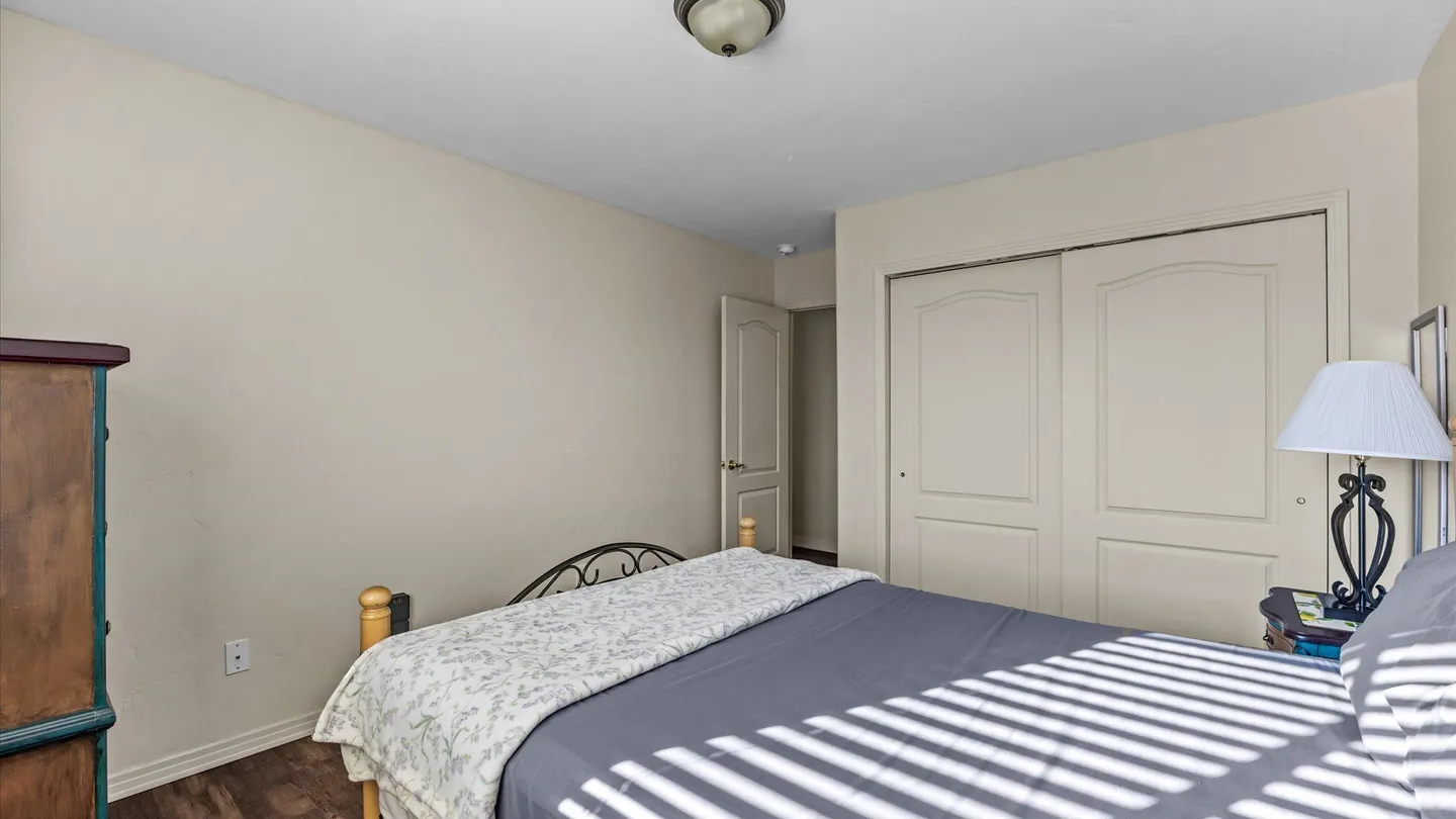 Home photo 17