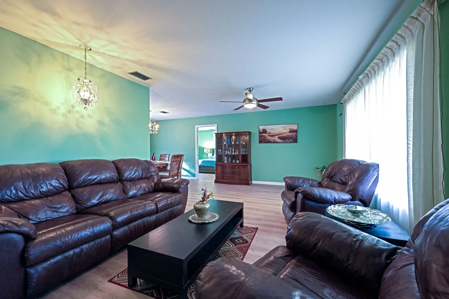 Home photo 14