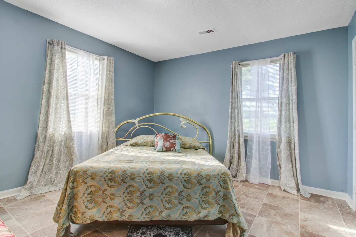 Home photo 12